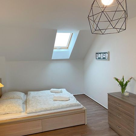 Apartmany Dolní Dunajovice Esterno foto